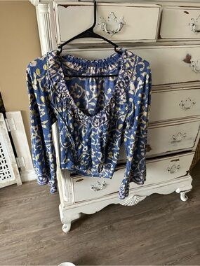 Blue Floral Smocked V-Neck Women’s Top